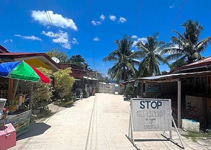 Sharky Auberge de jeunesse Oslob